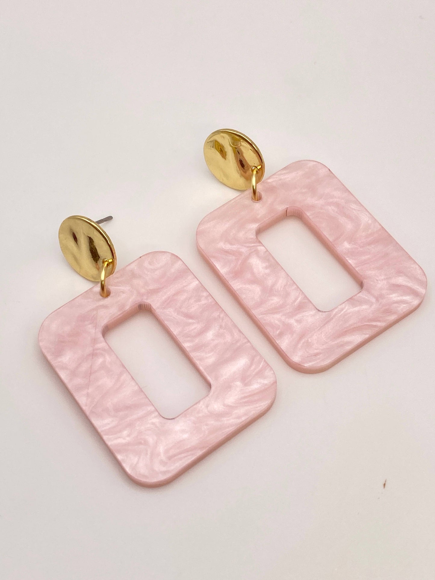 THE EVERYDAY ELEGANT SMALL PASTEL EARRINGS