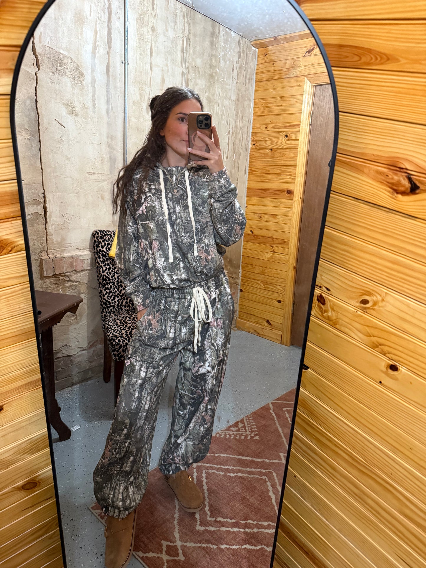 Girls Hunt Too Sweat Pants