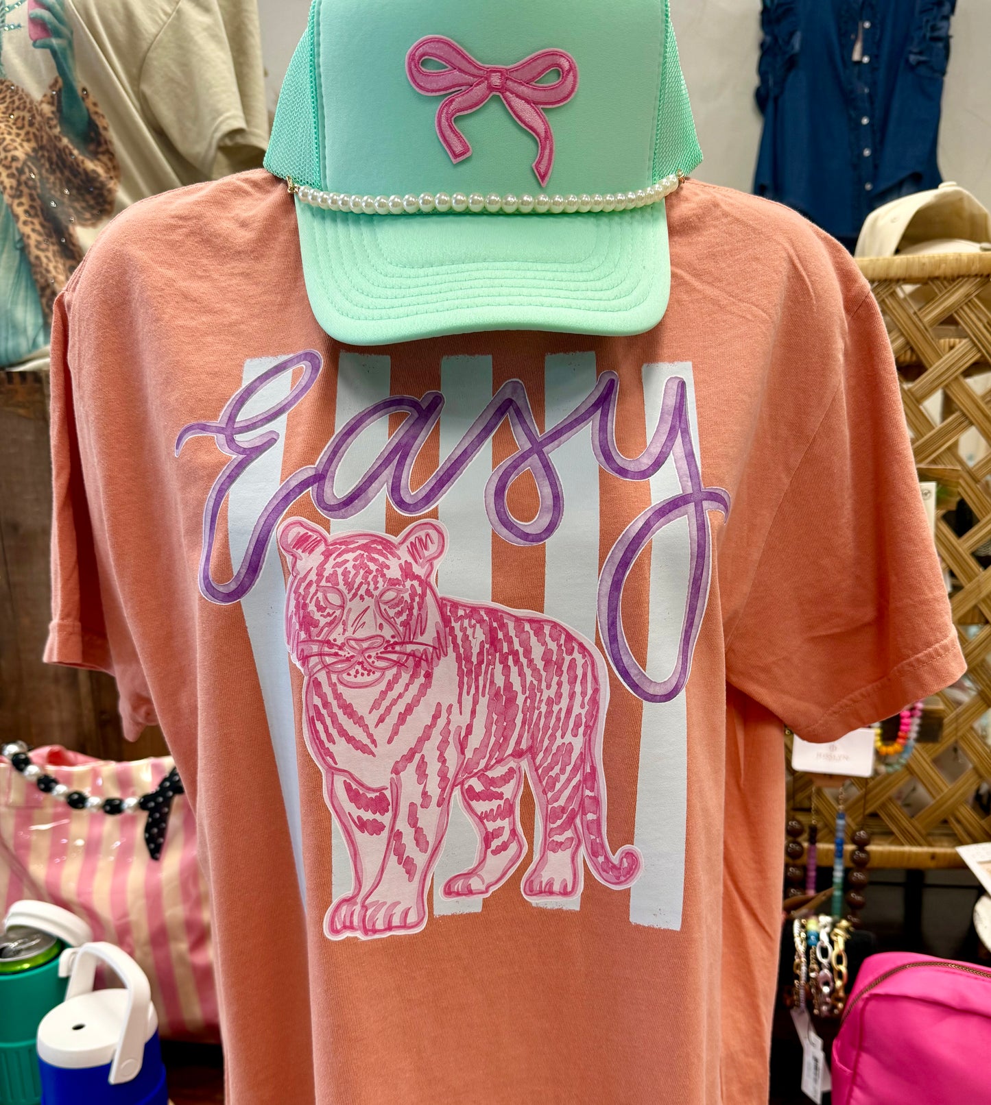 Easy Tiger graphic tee