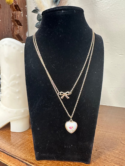 Vintage bow necklace