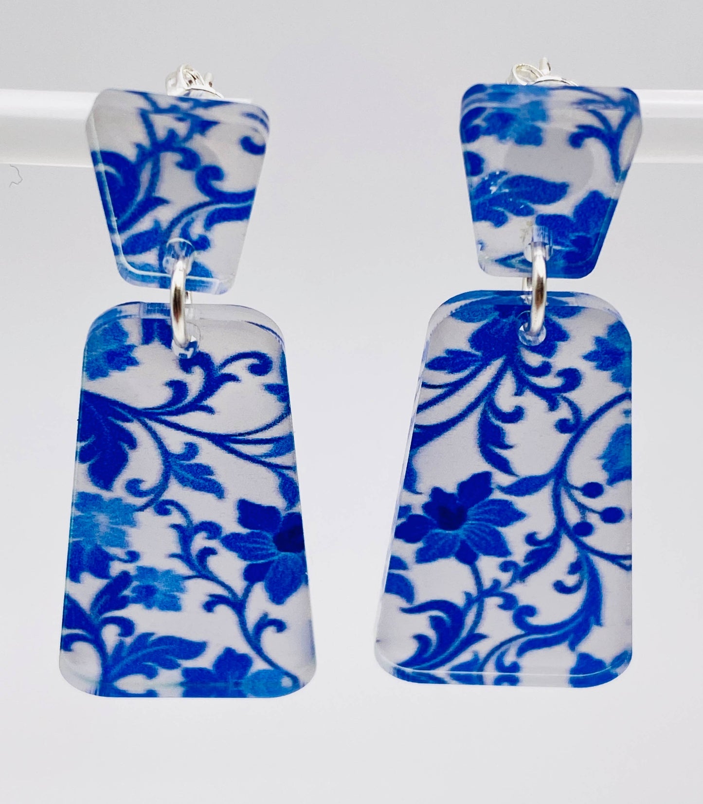 GEO VINTAGE BLUE FLORAL EARRINGS