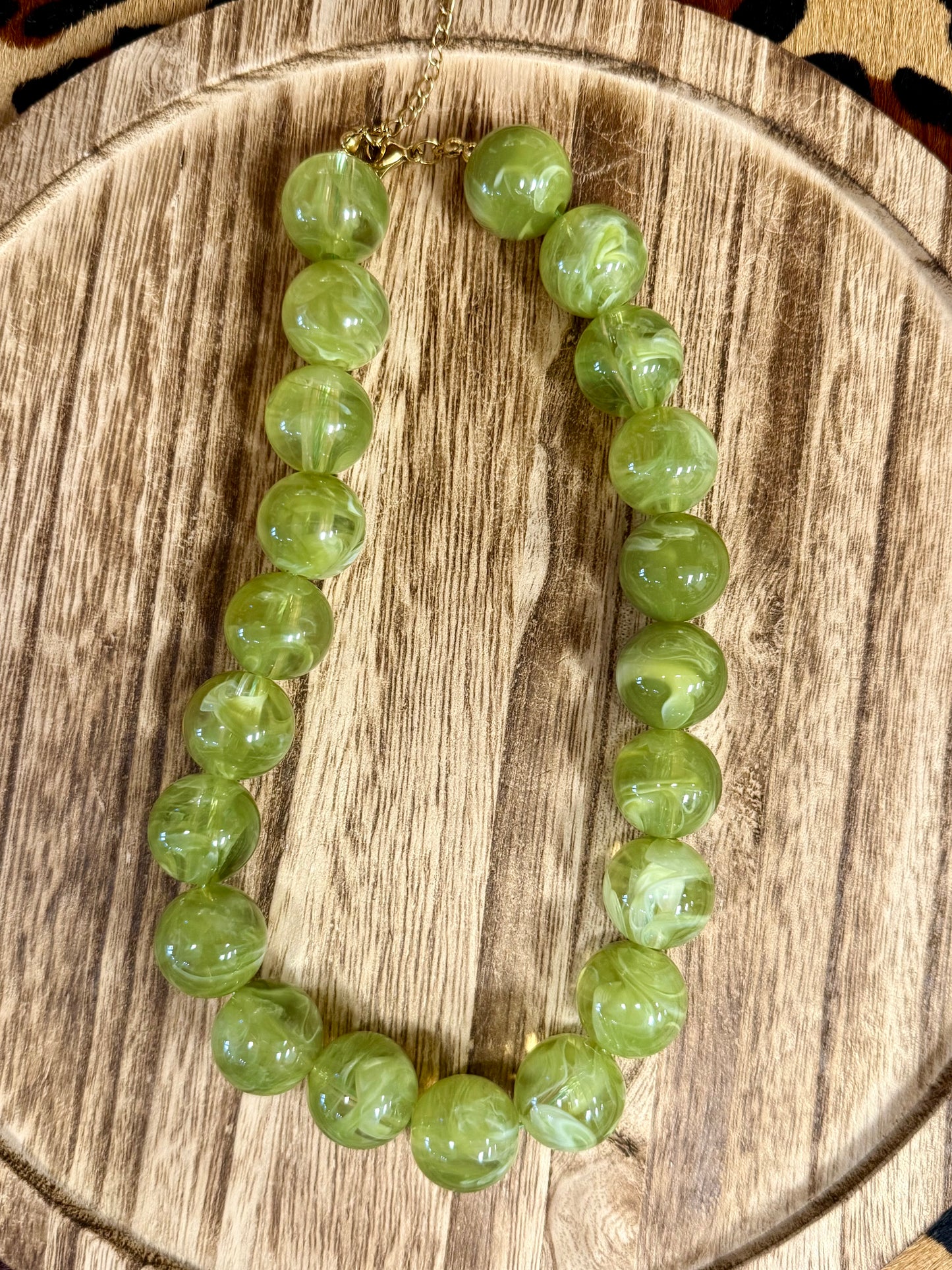 Bubblegum ball necklace