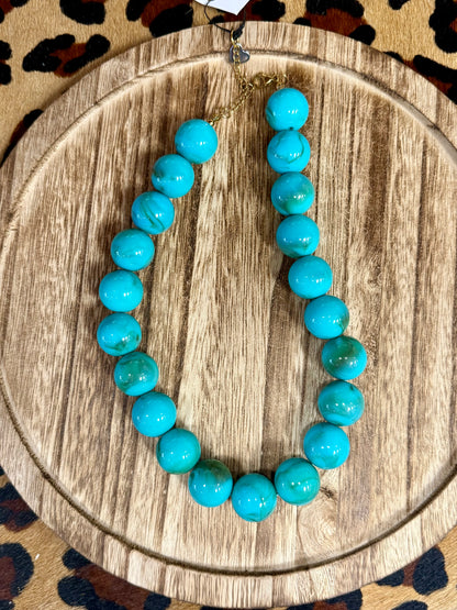 Bubblegum ball necklace