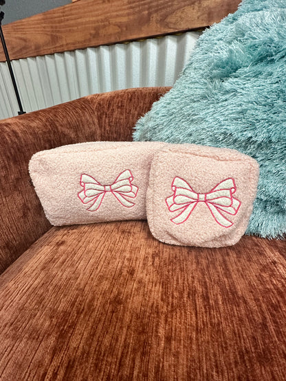 Sherpa bow bags