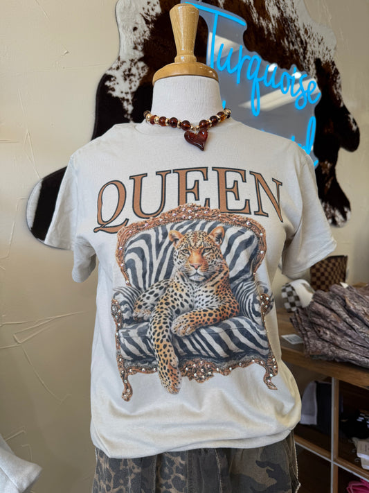 Queen graphic tee