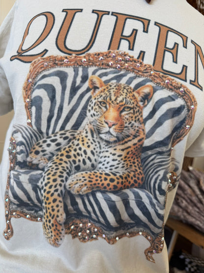 Queen graphic tee