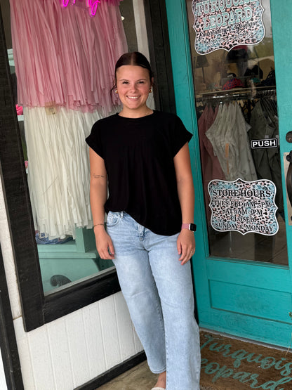 Featherweight tee with cuffed sleeve