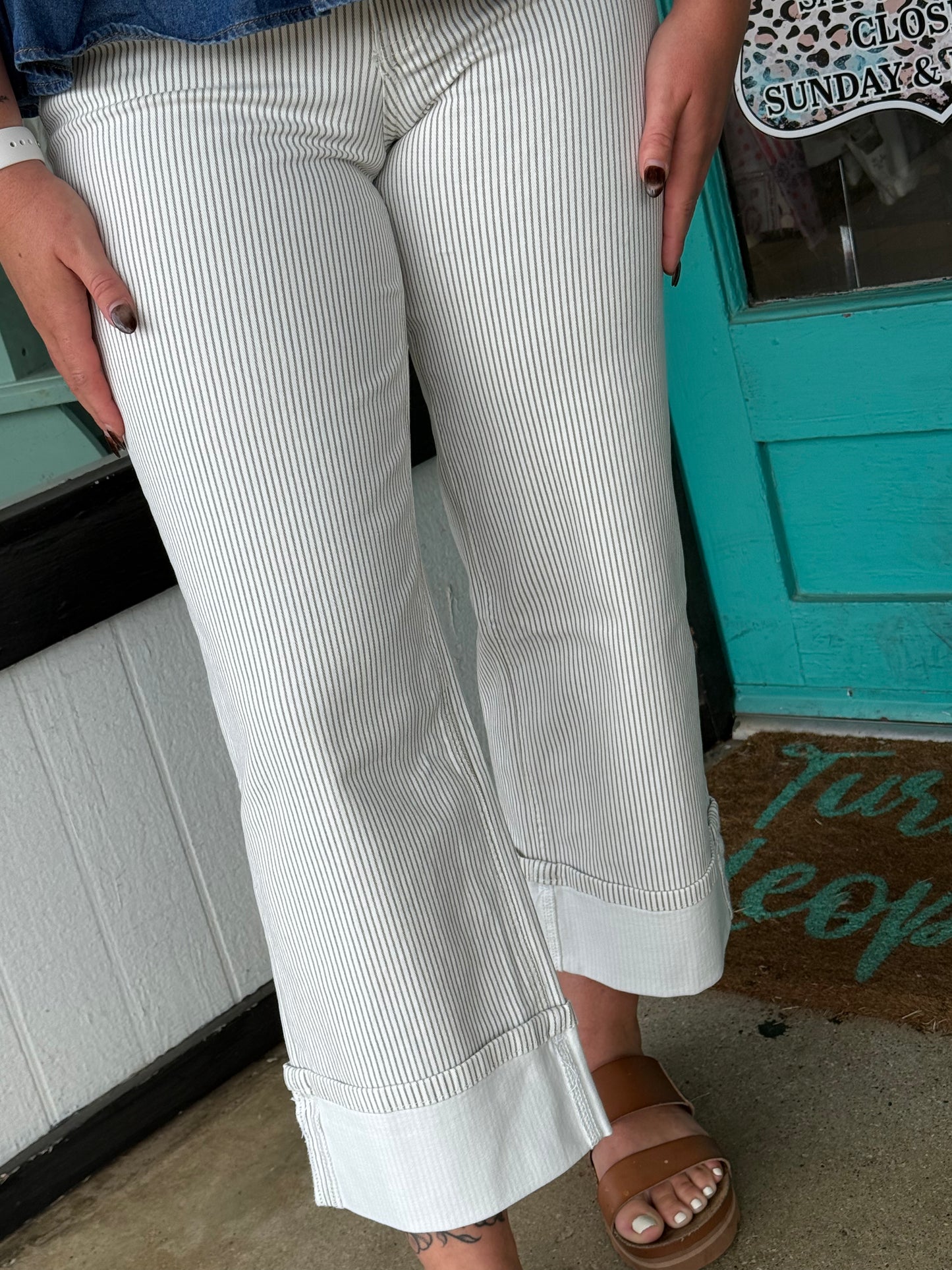 Walking the Line Wide Cuffed Pant